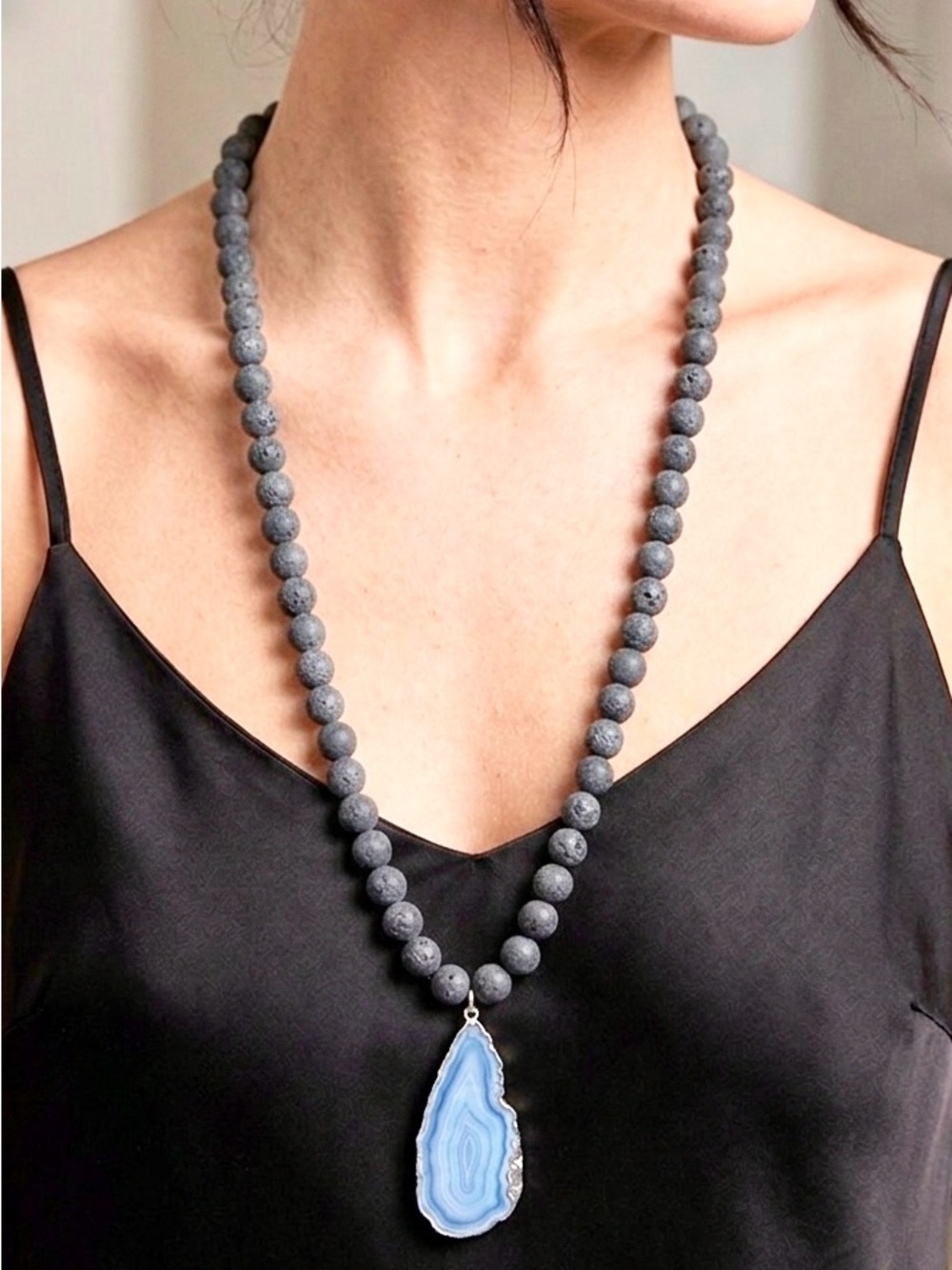 NEW Mary Kent Designs Grey Matte Druzy Quartz and Blue Agate Beaded Necklace
